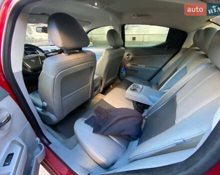 Красный Додж Авенджер, объемом двигателя 2.4 л и пробегом 304 тыс. км за 3950 $, фото 11 на Automoto.ua