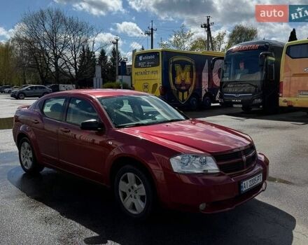 Красный Додж Авенджер, объемом двигателя 2 л и пробегом 241 тыс. км за 5800 $, фото 1 на Automoto.ua