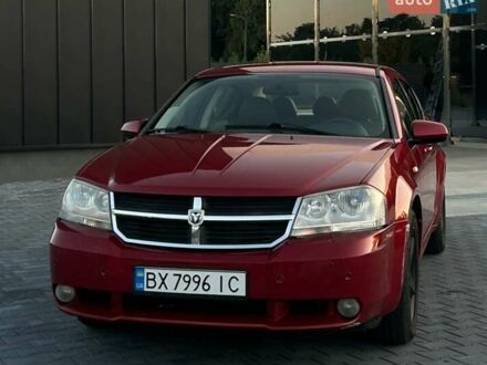 Додж Авенджер 2008 в Каменце-Подольском на Automoto.ua Красный Додж Авенджер, объемом двигателя 2.36 л и пробегом 189 тыс. км за 5500 $, фото 1 на Automoto.ua