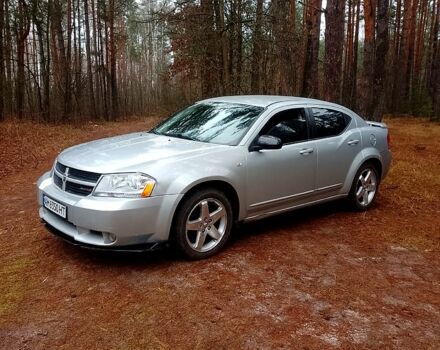 Серый Додж Авенджер, объемом двигателя 2 л и пробегом 200 тыс. км за 4200 $, фото 3 на Automoto.ua