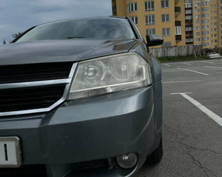 Серый Додж Авенджер, объемом двигателя 2.4 л и пробегом 280 тыс. км за 6300 $, фото 1 на Automoto.ua