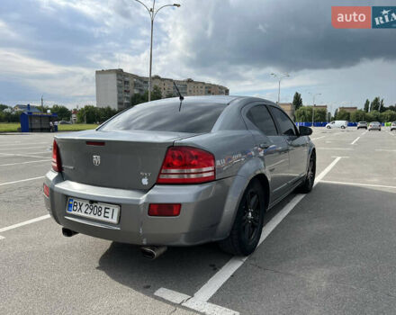 Серый Додж Авенджер, объемом двигателя 2.4 л и пробегом 280 тыс. км за 6300 $, фото 7 на Automoto.ua