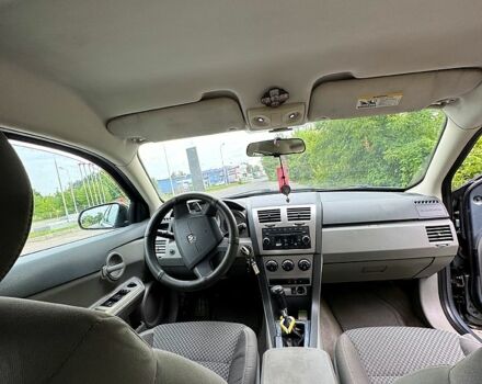 Серый Додж Авенджер, объемом двигателя 2 л и пробегом 580 тыс. км за 4700 $, фото 3 на Automoto.ua