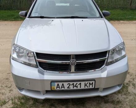 Серый Додж Авенджер, объемом двигателя 2.4 л и пробегом 141 тыс. км за 8500 $, фото 1 на Automoto.ua
