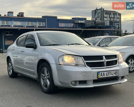 Сірий Додж Avenger, об'ємом двигуна 2.4 л та пробігом 208 тис. км за 4890 $, фото 1 на Automoto.ua