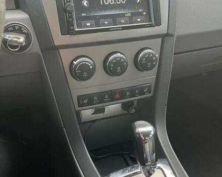 Сірий Додж Avenger, об'ємом двигуна 2.4 л та пробігом 208 тис. км за 4890 $, фото 13 на Automoto.ua