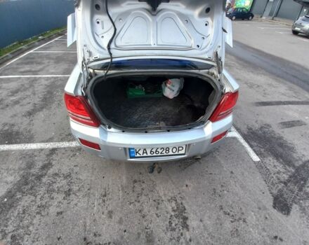 Сірий Додж Avenger, об'ємом двигуна 2.4 л та пробігом 300 тис. км за 6200 $, фото 4 на Automoto.ua