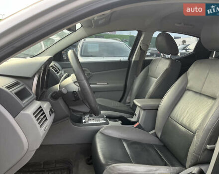 Сірий Додж Avenger, об'ємом двигуна 2.4 л та пробігом 208 тис. км за 4890 $, фото 4 на Automoto.ua