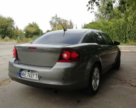 Серый Додж Авенджер, объемом двигателя 2.4 л и пробегом 200 тыс. км за 8000 $, фото 3 на Automoto.ua