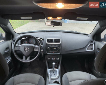 Серый Додж Авенджер, объемом двигателя 2.4 л и пробегом 195 тыс. км за 7000 $, фото 14 на Automoto.ua