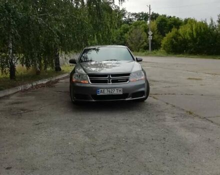 Серый Додж Авенджер, объемом двигателя 2.4 л и пробегом 200 тыс. км за 8000 $, фото 2 на Automoto.ua