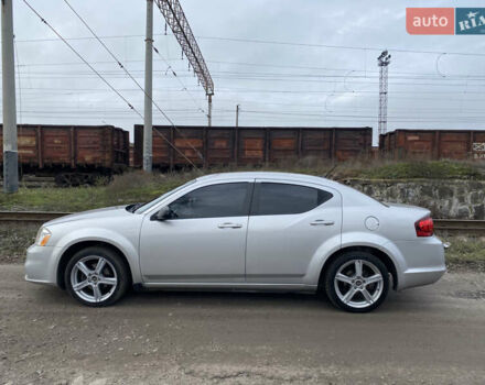 Серый Додж Авенджер, объемом двигателя 2.4 л и пробегом 195 тыс. км за 7000 $, фото 4 на Automoto.ua