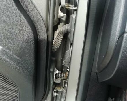 Серый Додж Авенджер, объемом двигателя 2.4 л и пробегом 200 тыс. км за 8000 $, фото 21 на Automoto.ua