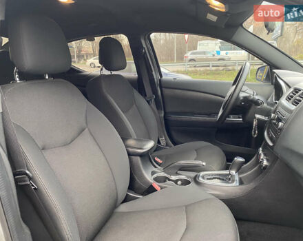 Серый Додж Авенджер, объемом двигателя 2.4 л и пробегом 195 тыс. км за 7000 $, фото 18 на Automoto.ua