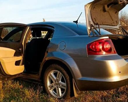 Серый Додж Авенджер, объемом двигателя 2.4 л и пробегом 116 тыс. км за 8300 $, фото 13 на Automoto.ua