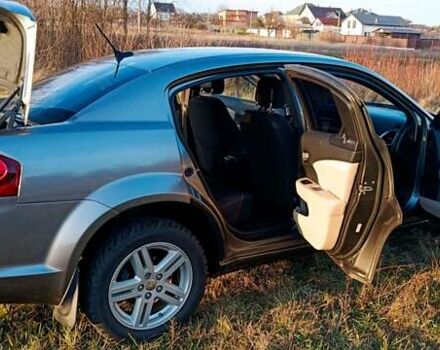 Серый Додж Авенджер, объемом двигателя 2.4 л и пробегом 116 тыс. км за 8300 $, фото 8 на Automoto.ua