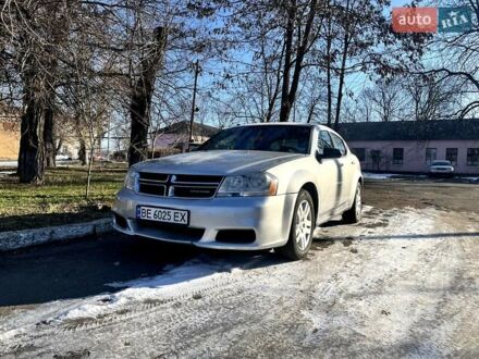 Додж Авенджер 2012 в Первомайск на Automoto.ua Серый Додж Авенджер, объемом двигателя 2.4 л и пробегом 199 тыс. км за 7300 $, фото 1 на Automoto.ua