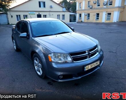Серый Додж Авенджер, объемом двигателя 2.4 л и пробегом 114 тыс. км за 7000 $, фото 1 на Automoto.ua