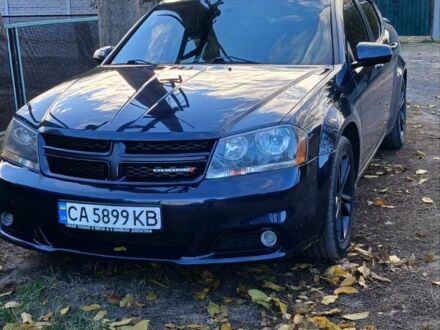 Додж Авенджер 2013 в Черкассах на Automoto.ua Синий Додж Авенджер, объемом двигателя 2.4 л и пробегом 110 тыс. км за 10000 $, фото 1 на Automoto.ua