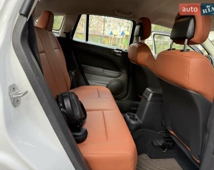 Додж Калибер 2011 в Николаеве на Automoto.ua Белый Додж Калибер, объемом двигателя 0 л и пробегом 205 тыс. км за 7900 $, фото 30 на Automoto.ua