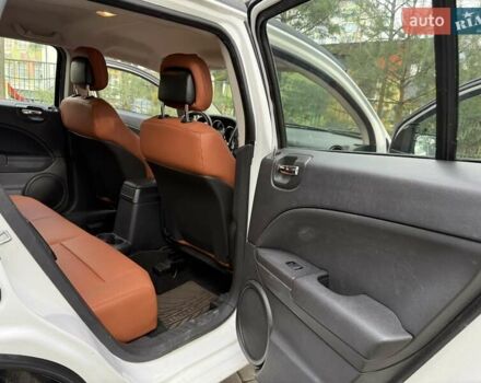 Додж Калибер 2011 в Николаеве на Automoto.ua Белый Додж Калибер, объемом двигателя 0 л и пробегом 205 тыс. км за 7900 $, фото 29 на Automoto.ua