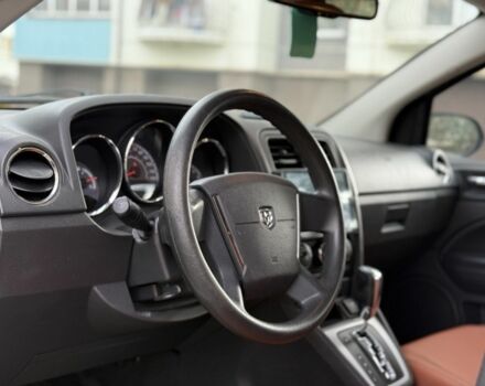 Белый Додж Калибер, объемом двигателя 2 л и пробегом 199 тыс. км за 7800 $, фото 9 на Automoto.ua