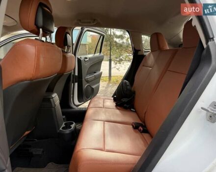 Додж Калибер 2011 в Николаеве на Automoto.ua Белый Додж Калибер, объемом двигателя 0 л и пробегом 205 тыс. км за 7900 $, фото 32 на Automoto.ua