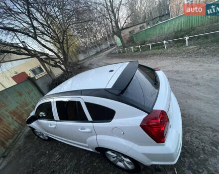 Белый Додж Калибер, объемом двигателя 2 л и пробегом 284 тыс. км за 7800 $, фото 4 на Automoto.ua