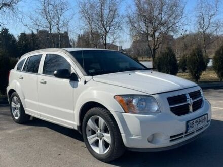 Белый Додж Калибер, объемом двигателя 2 л и пробегом 255 тыс. км за 5900 $, фото 1 на Automoto.ua