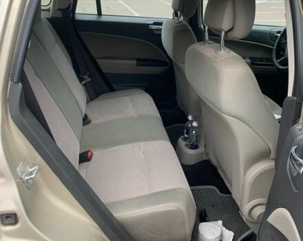 Бежевый Додж Калибер, объемом двигателя 2 л и пробегом 200 тыс. км за 7500 $, фото 6 на Automoto.ua