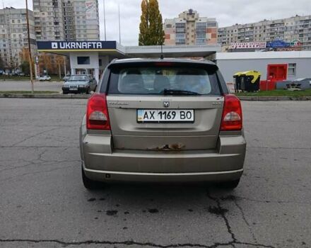 Бежевый Додж Калибер, объемом двигателя 1.8 л и пробегом 220 тыс. км за 4000 $, фото 2 на Automoto.ua