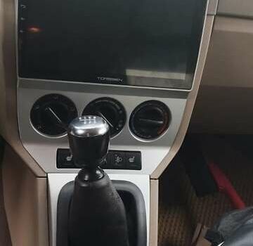 Бежевый Додж Калибер, объемом двигателя 2 л и пробегом 472 тыс. км за 6200 $, фото 4 на Automoto.ua