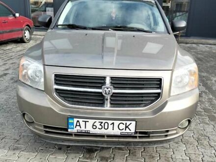 Бежевый Додж Калибер, объемом двигателя 2 л и пробегом 472 тыс. км за 6200 $, фото 1 на Automoto.ua