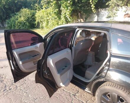 Черный Додж Калибер, объемом двигателя 1.8 л и пробегом 275 тыс. км за 4600 $, фото 3 на Automoto.ua