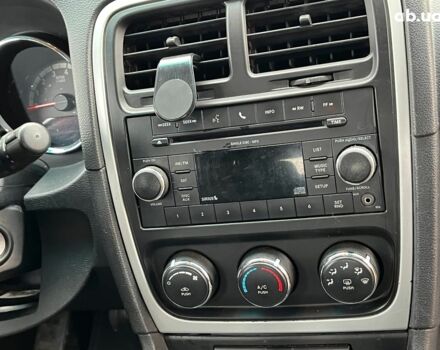 Чорний Додж Caliber, об'ємом двигуна 2 л та пробігом 317 тис. км за 6240 $, фото 17 на Automoto.ua