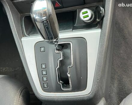 Чорний Додж Caliber, об'ємом двигуна 2 л та пробігом 317 тис. км за 6240 $, фото 18 на Automoto.ua