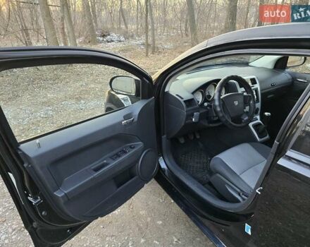 Черный Додж Калибер, объемом двигателя 1.8 л и пробегом 180 тыс. км за 7500 $, фото 21 на Automoto.ua