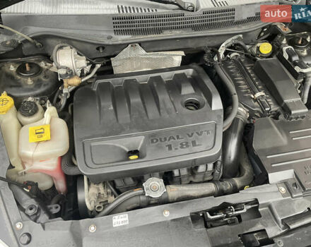 Черный Додж Калибер, объемом двигателя 1.8 л и пробегом 275 тыс. км за 5800 $, фото 12 на Automoto.ua