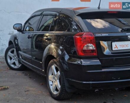 Черный Додж Калибер, объемом двигателя 2 л и пробегом 224 тыс. км за 5990 $, фото 27 на Automoto.ua