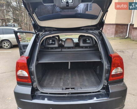 Черный Додж Калибер, объемом двигателя 2 л и пробегом 137 тыс. км за 6198 $, фото 4 на Automoto.ua