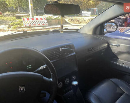 Чорний Додж Caliber, об'ємом двигуна 2 л та пробігом 241 тис. км за 6000 $, фото 6 на Automoto.ua