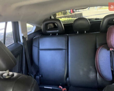 Чорний Додж Caliber, об'ємом двигуна 2 л та пробігом 241 тис. км за 6000 $, фото 9 на Automoto.ua