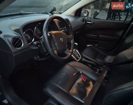 Черный Додж Калибер, объемом двигателя 2.36 л и пробегом 177 тыс. км за 7899 $, фото 17 на Automoto.ua