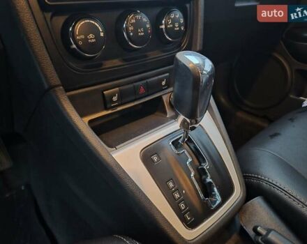 Черный Додж Калибер, объемом двигателя 2.36 л и пробегом 177 тыс. км за 7899 $, фото 18 на Automoto.ua