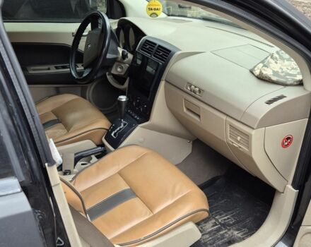 Черный Додж Калибер, объемом двигателя 2 л и пробегом 268 тыс. км за 5721 $, фото 1 на Automoto.ua