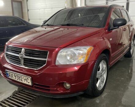 Красный Додж Калибер, объемом двигателя 2 л и пробегом 250 тыс. км за 4999 $, фото 2 на Automoto.ua
