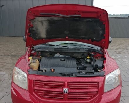 Червоний Додж Caliber, об'ємом двигуна 2 л та пробігом 260 тис. км за 5950 $, фото 7 на Automoto.ua