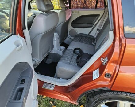 Красный Додж Калибер, объемом двигателя 2 л и пробегом 350 тыс. км за 2600 $, фото 16 на Automoto.ua