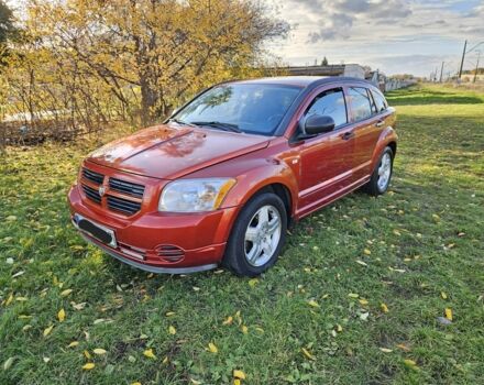 Красный Додж Калибер, объемом двигателя 2 л и пробегом 350 тыс. км за 2600 $, фото 1 на Automoto.ua