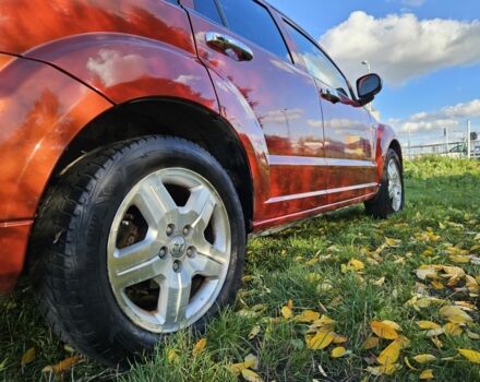 Красный Додж Калибер, объемом двигателя 2 л и пробегом 350 тыс. км за 2600 $, фото 5 на Automoto.ua